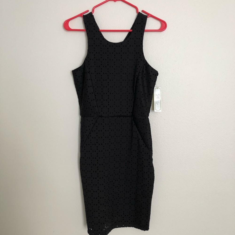 •Nordstrom• NWT Laser cut black dress
